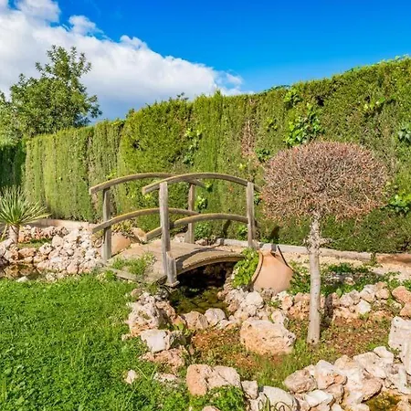 Sleeps 6 Pool Air Con Wifi *